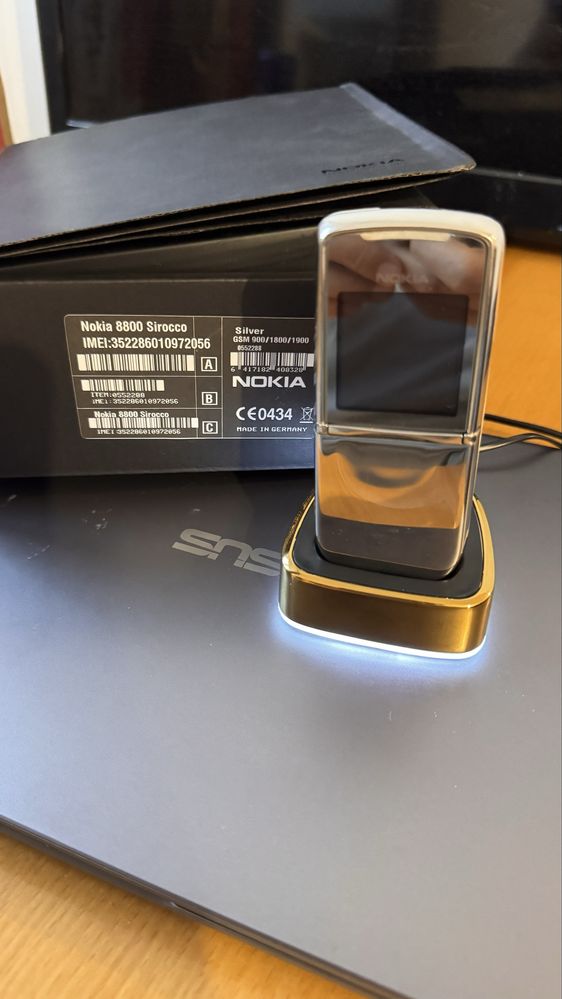 Продам nokia 8800 sirocco в отличном состоянии
