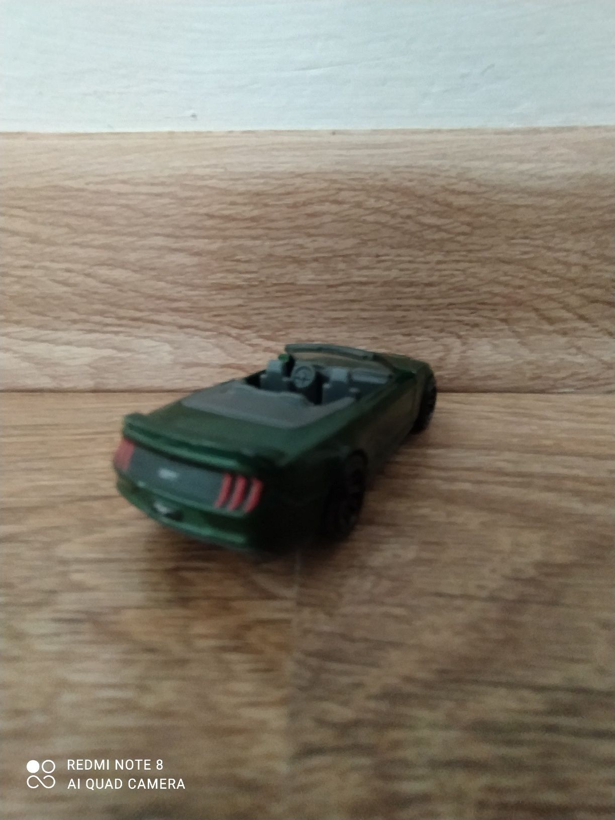 Машинка Ford Mustang