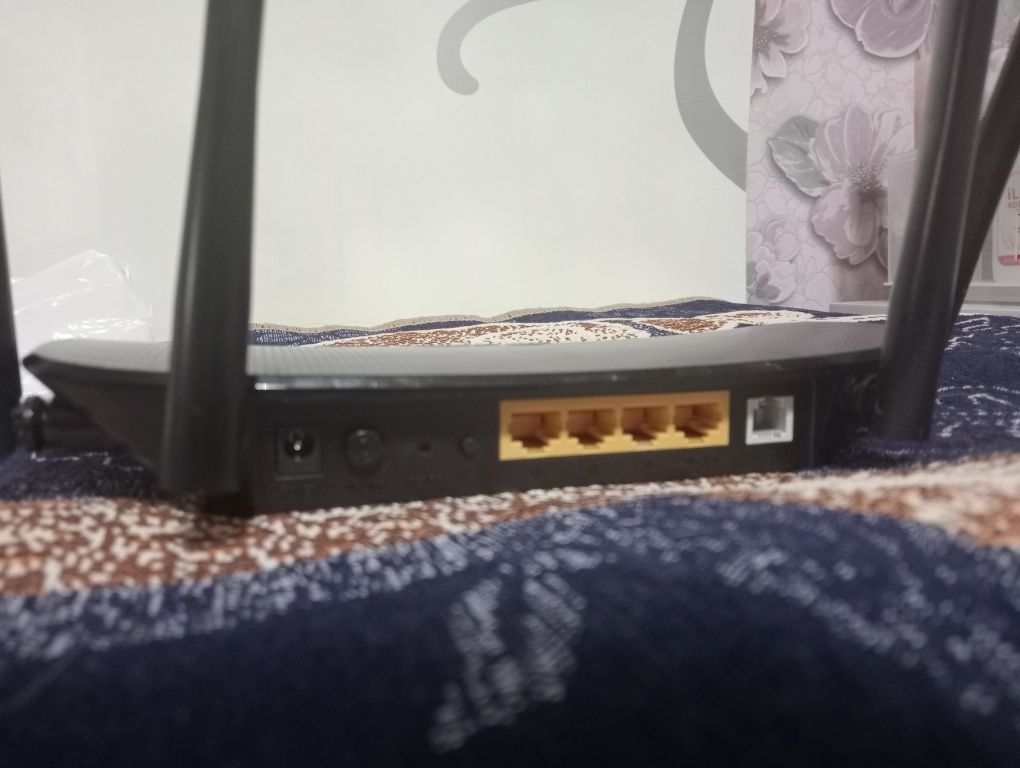 VDSL/ADSL Модем/Роутер, TP-Link Archer VR300, 4 порта + Wi-Fi, 867 Mbp