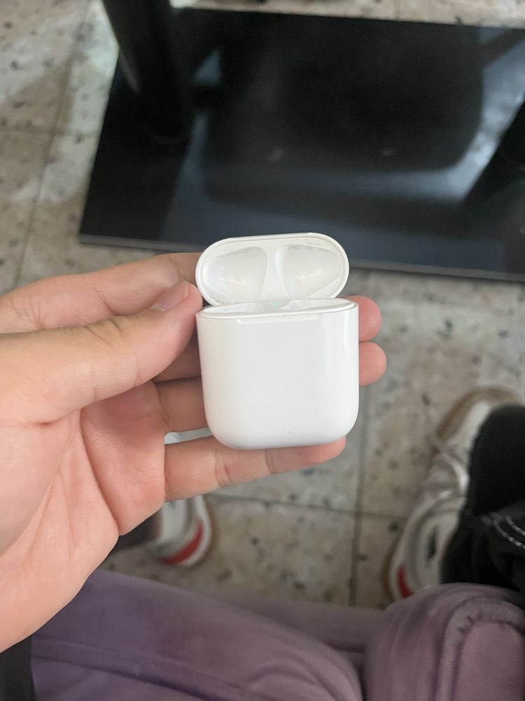 Срочно продам Airpods 2