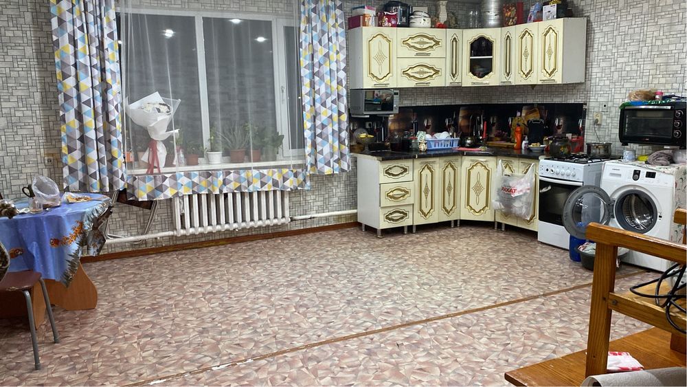 Продам 5- комнатный частный дом!