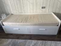 Кровать Ikea Бримнэс