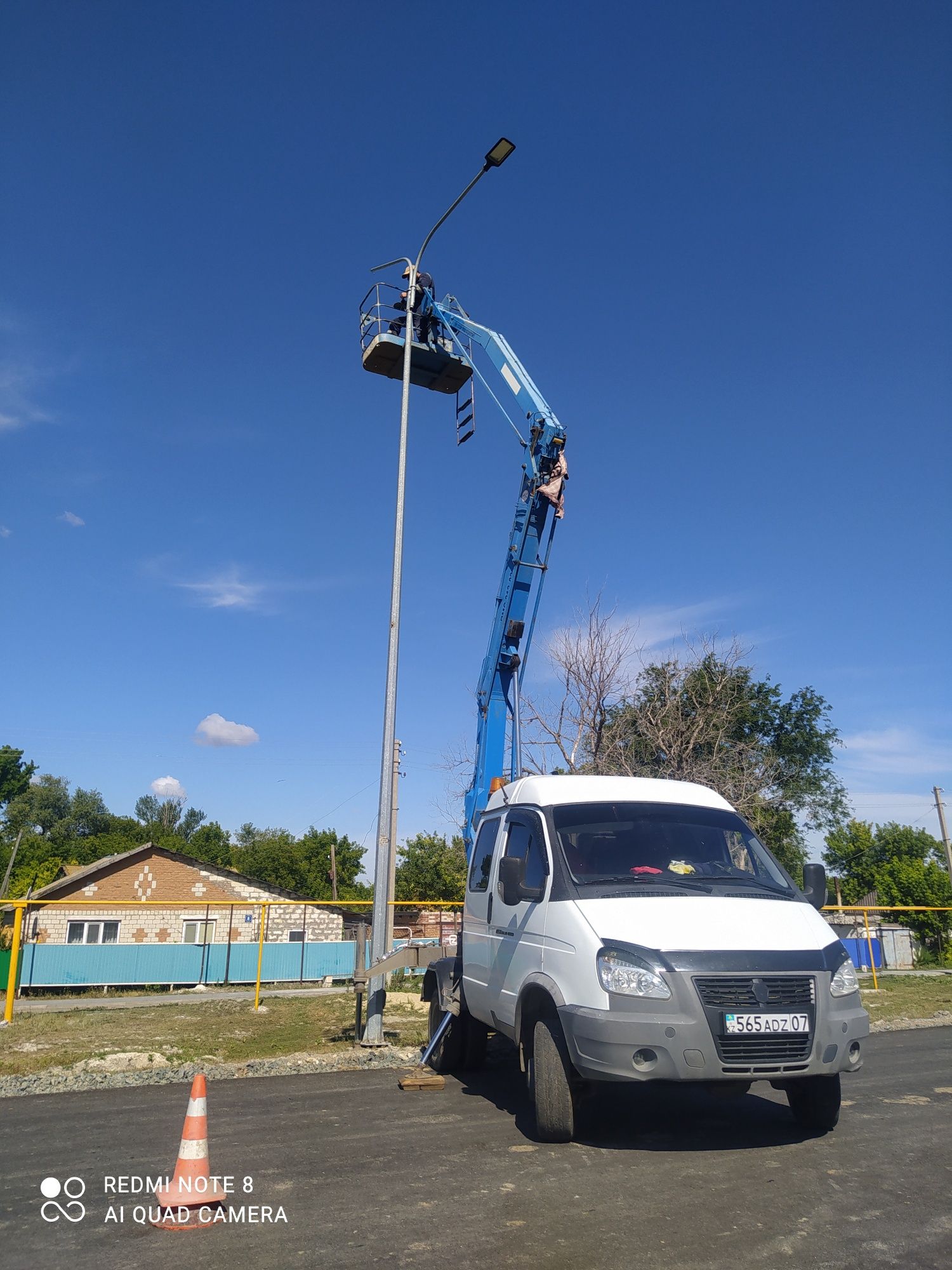 Продам АВТОВЫШКА на базе Газель очень удобная эконамичная.