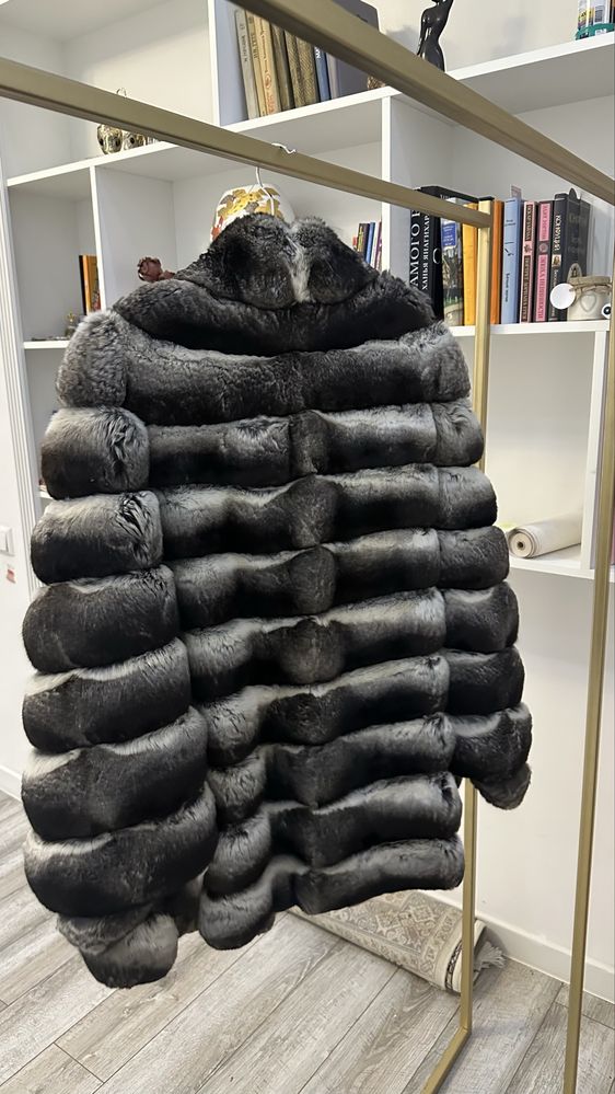 Шуба из Шиншиллы, Италия, шикарного качества