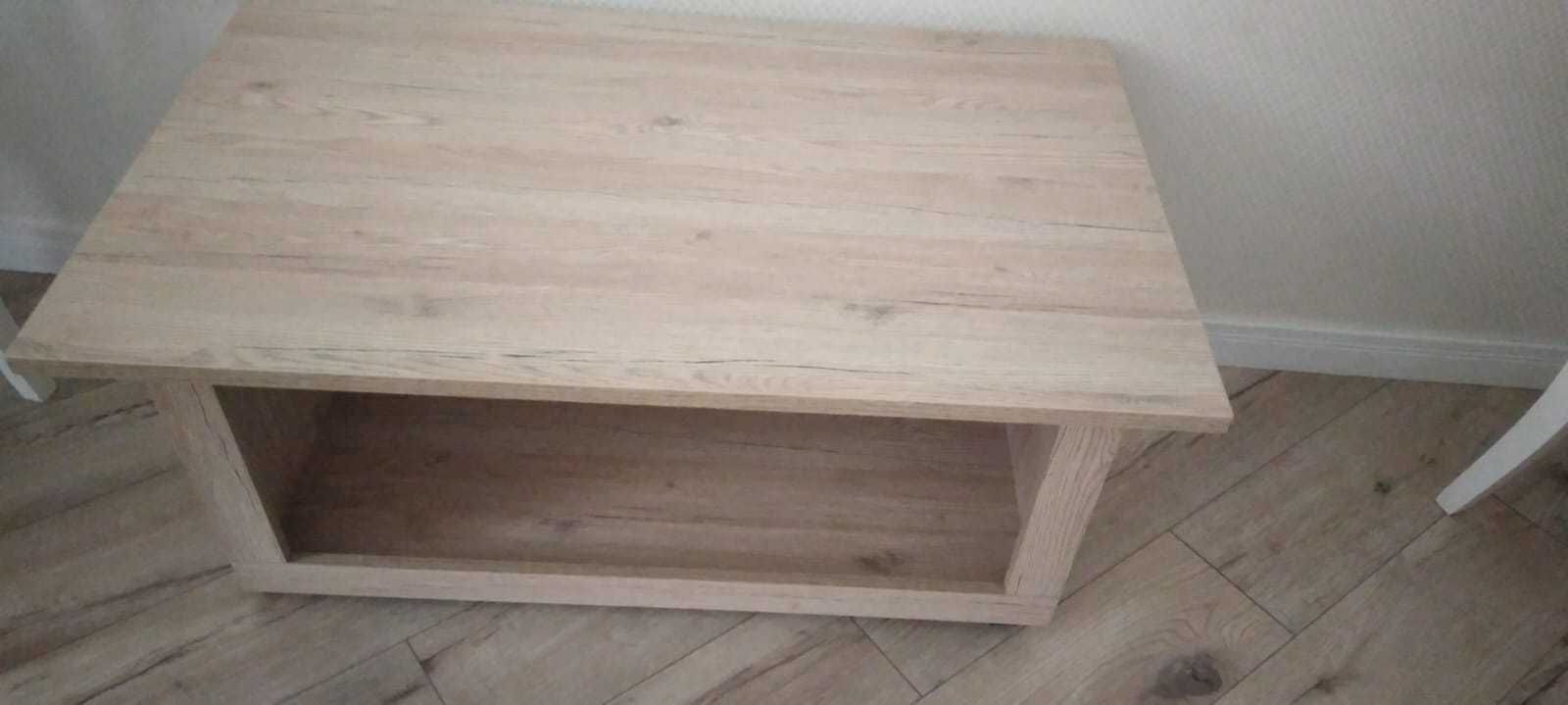 Продам журнальный столик в хорошем состоянии