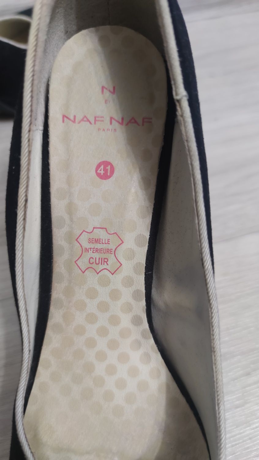 Размер 41.  Фирма Naf Naf