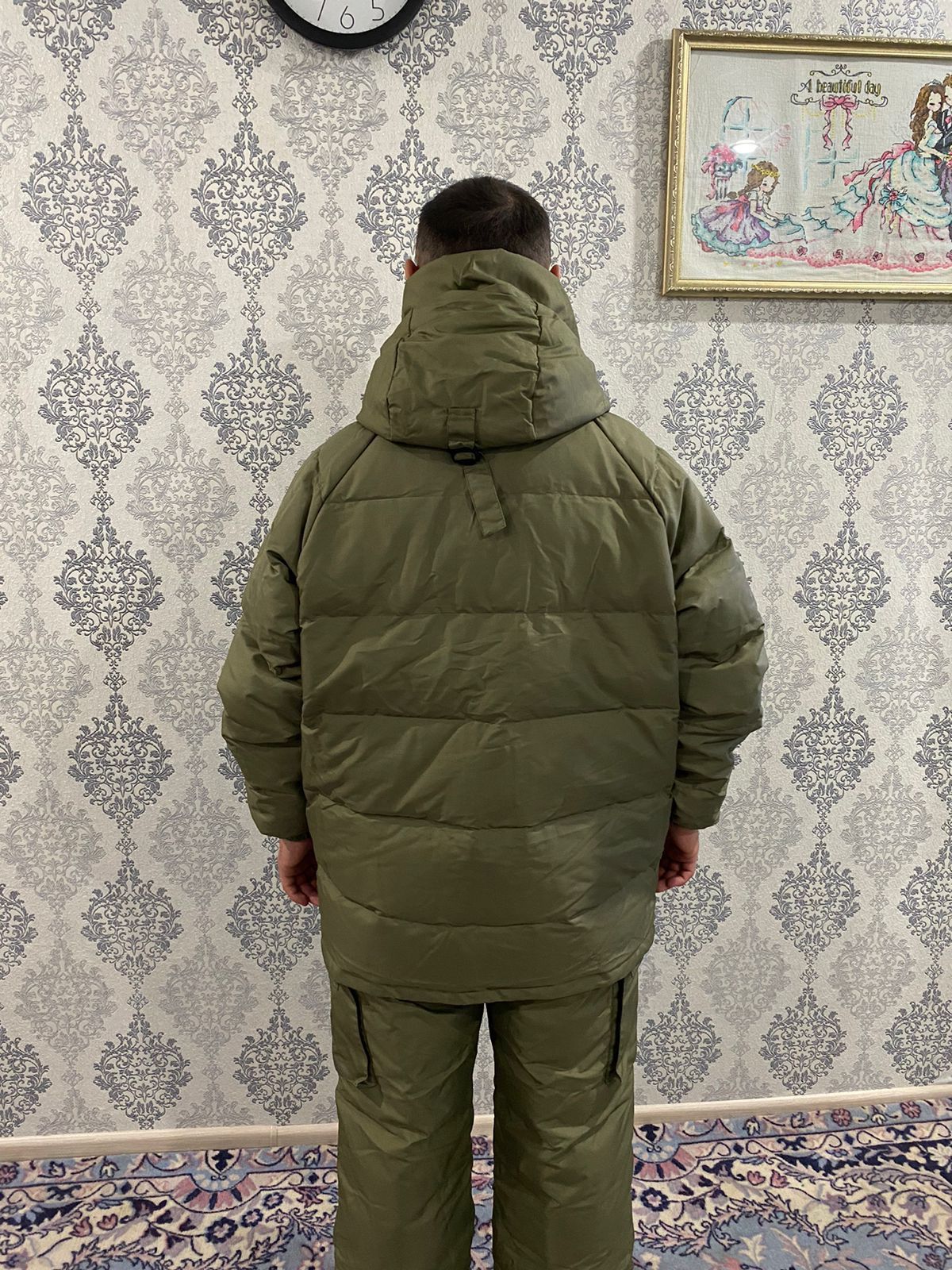 продам новый бушлат со штанами