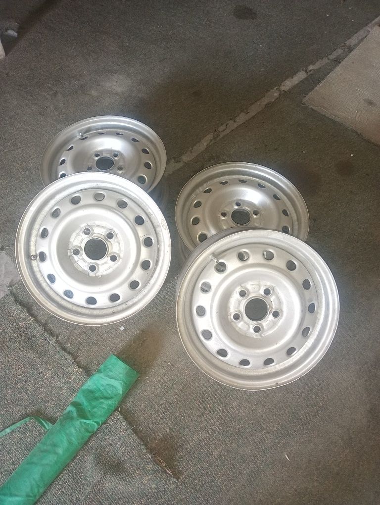 Диски железные колесные