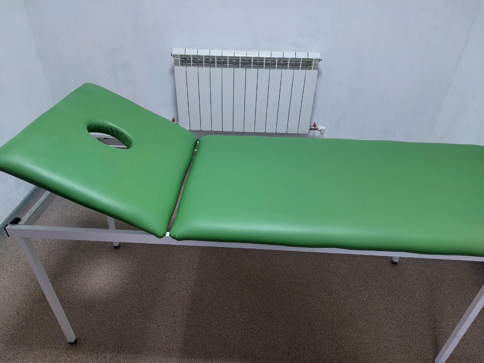 Кушетка для массажа