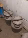 Продам 2 фляги под воду или сыпучих продукты