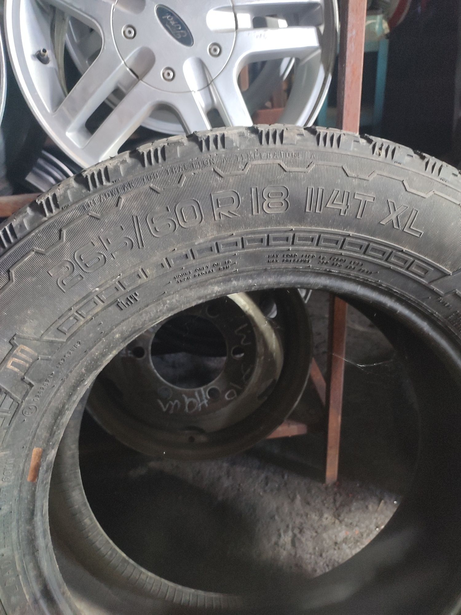 Шина безкамерка размер 265/60 R18