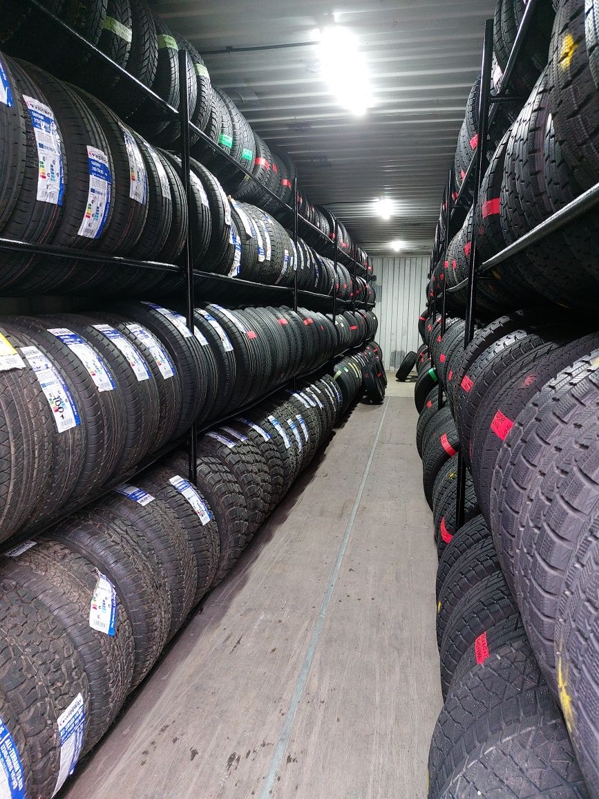 Продам резину 215/60/17 4шт.GOODYEAR.100000тг.В отличном состоянии.