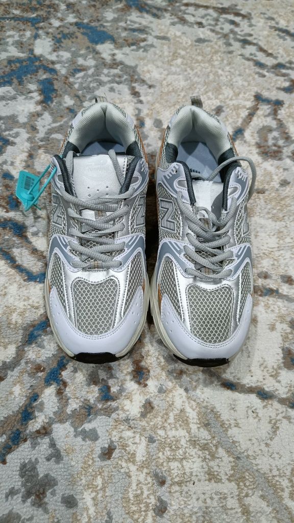 Кеды new balance