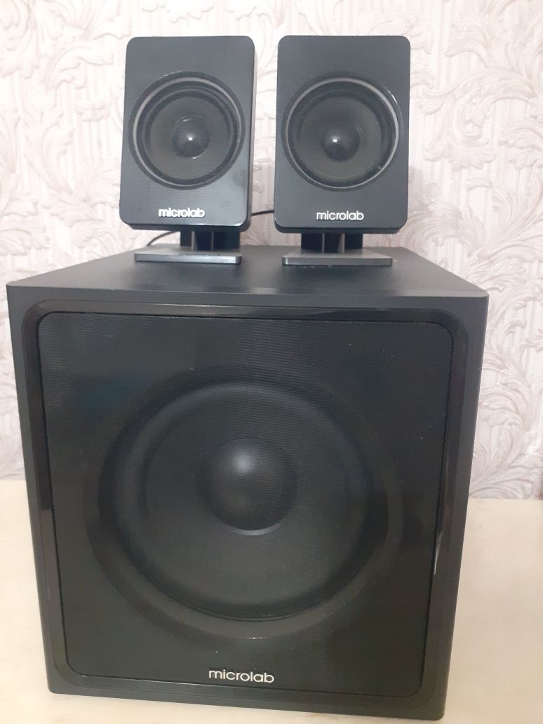 Продаётся Bluetooth-колонка