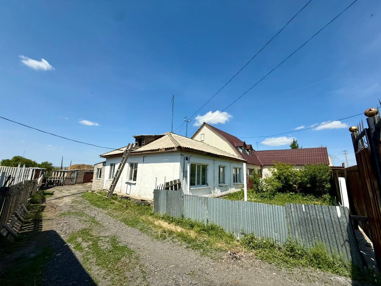 Алмасай ауылынан уй сатылады то