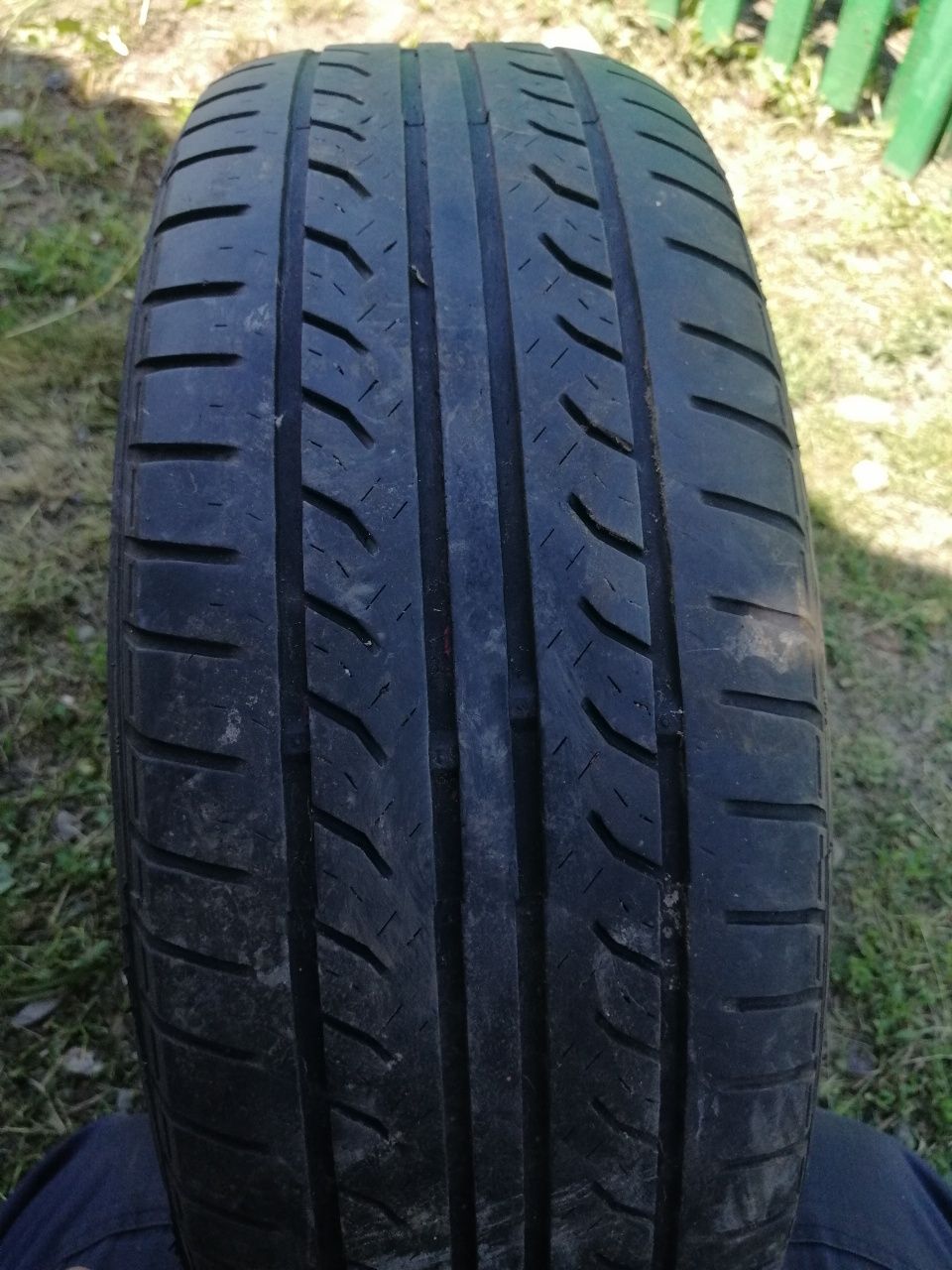 Продам колеса. 185/60 R15. В хорошем состоянии
Разболтовка 4*114.3
Рез