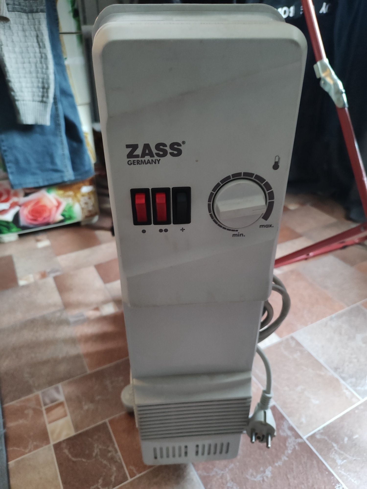 Продам обогреватель Zass