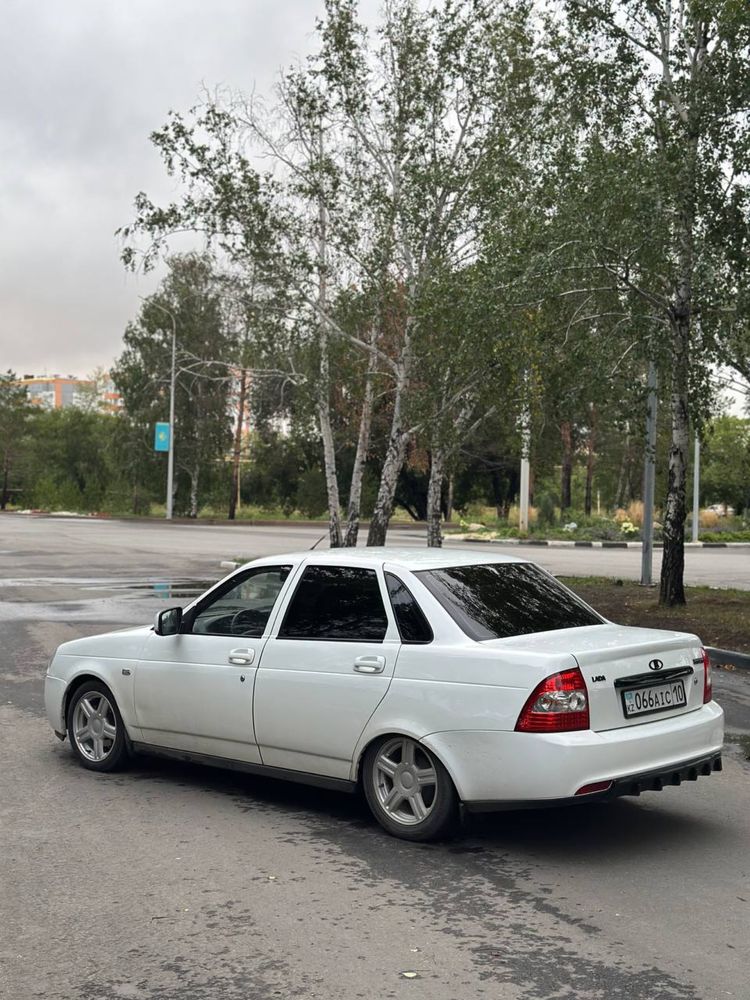 Продам приора 2 Люкс