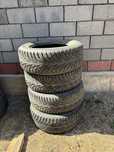 Продам зимние шины Yokohama 265/60r18