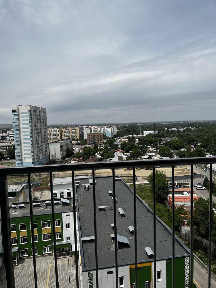 Продам обмен квартиру в центре города алматы 29 кв студия