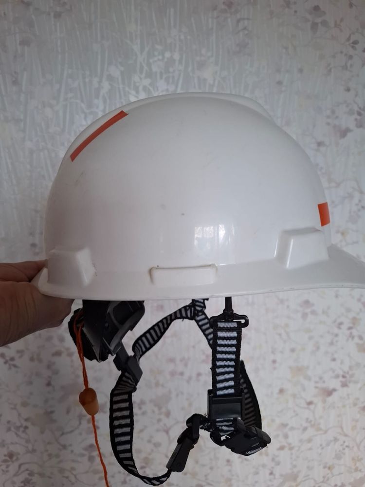 Шлем строительный