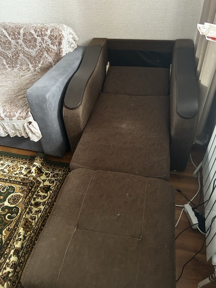 Продам кресло диван
