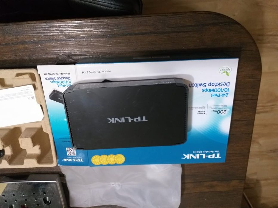 Продам телефоны проводные Panasonic KX-TS2350CA и IP-Телефон VP-52