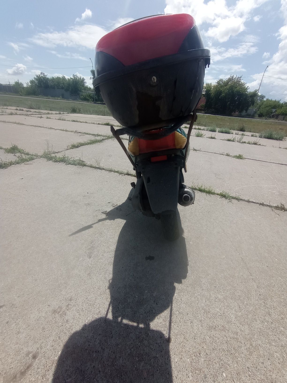 Продам скутер 50куб