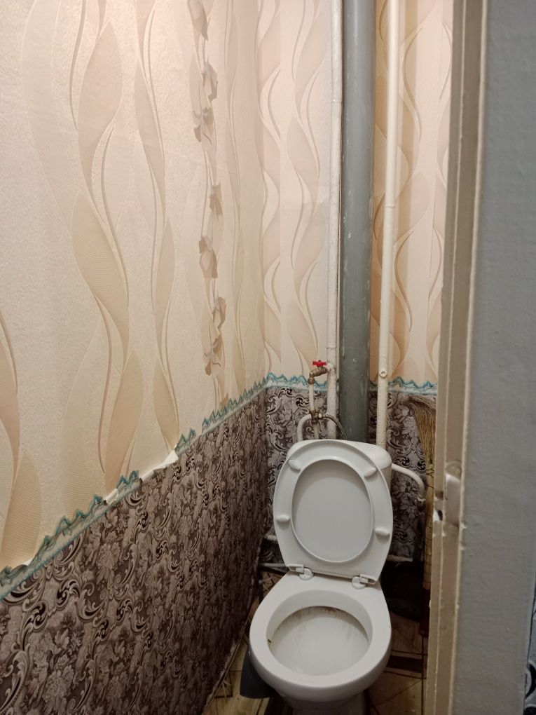 Продам 2-х комнатную квартиру район КСК