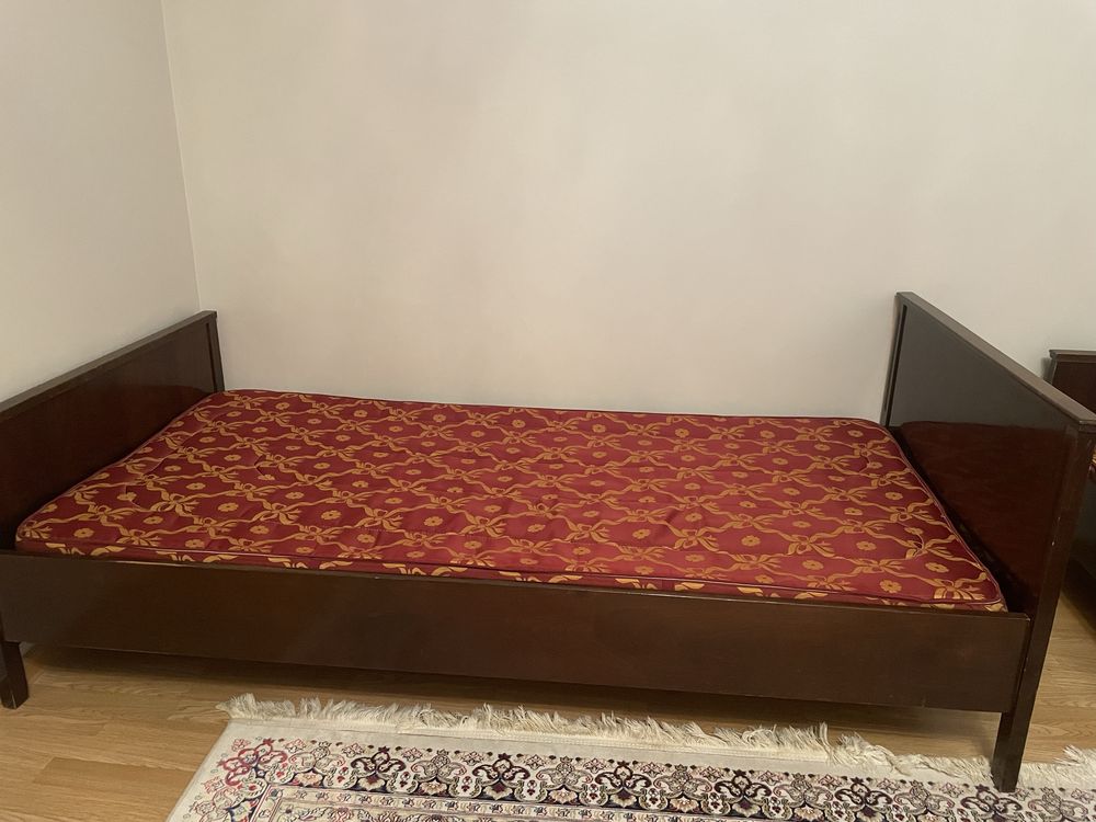 Кровать в количестве 2 шт