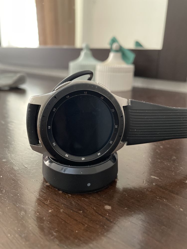 Samsung Galaxy watch часы