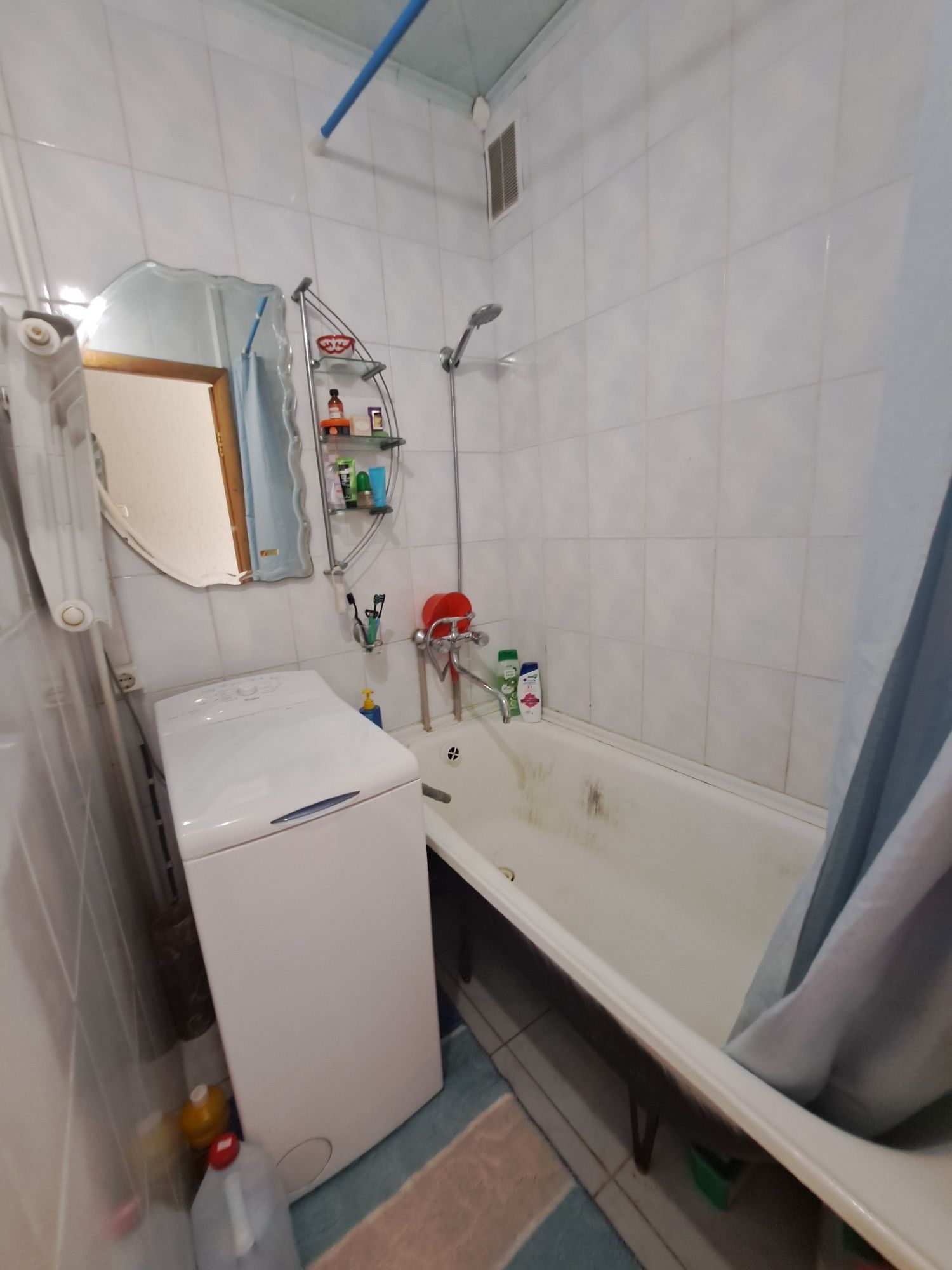 Продаём трехкомнатную квартиру на Горке Дружбы