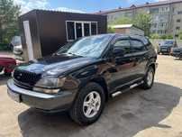 В продаже Lexus RX 300