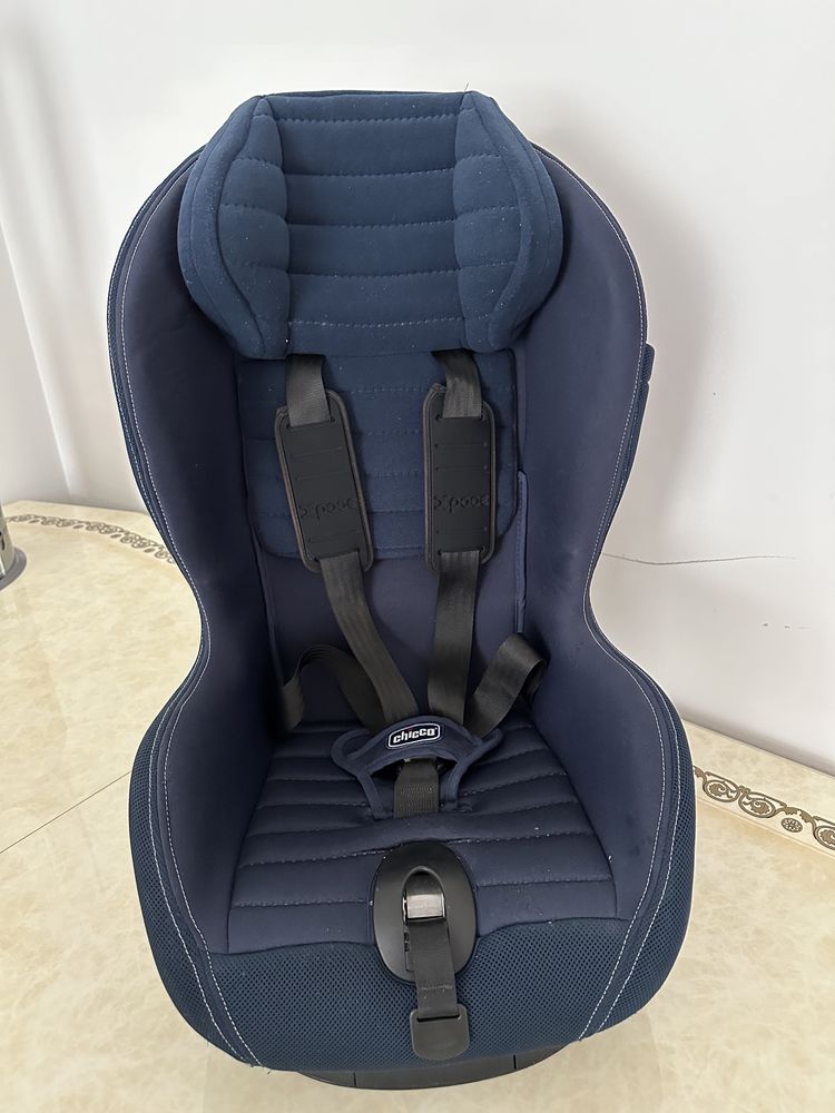 Детское авто кресло Chicco