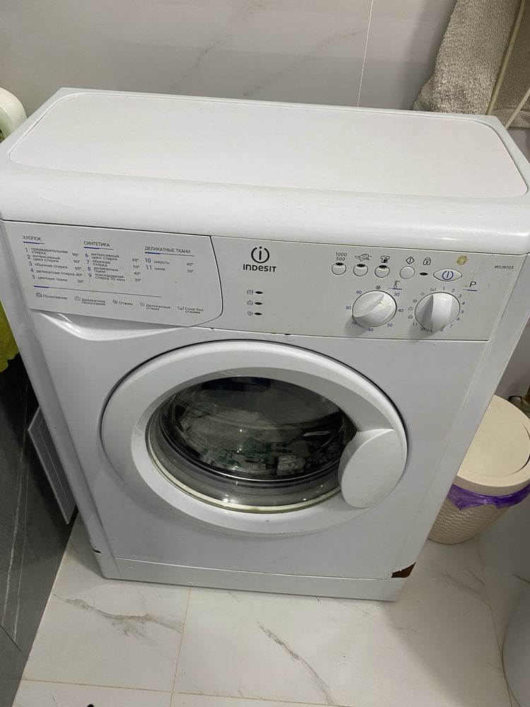 Продам стиральную машинку