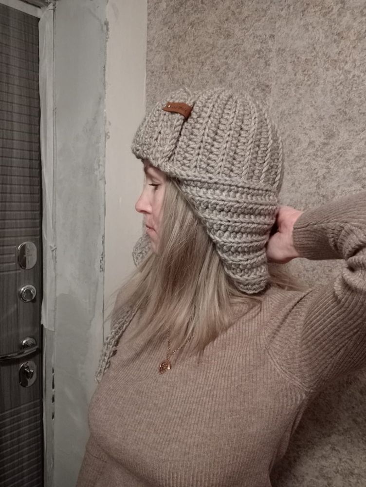 Вяжу на заказ шапки, шарфы и т.д.