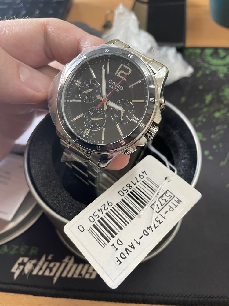 Наручные часы Casio mtp-1374d-1avdf Новые