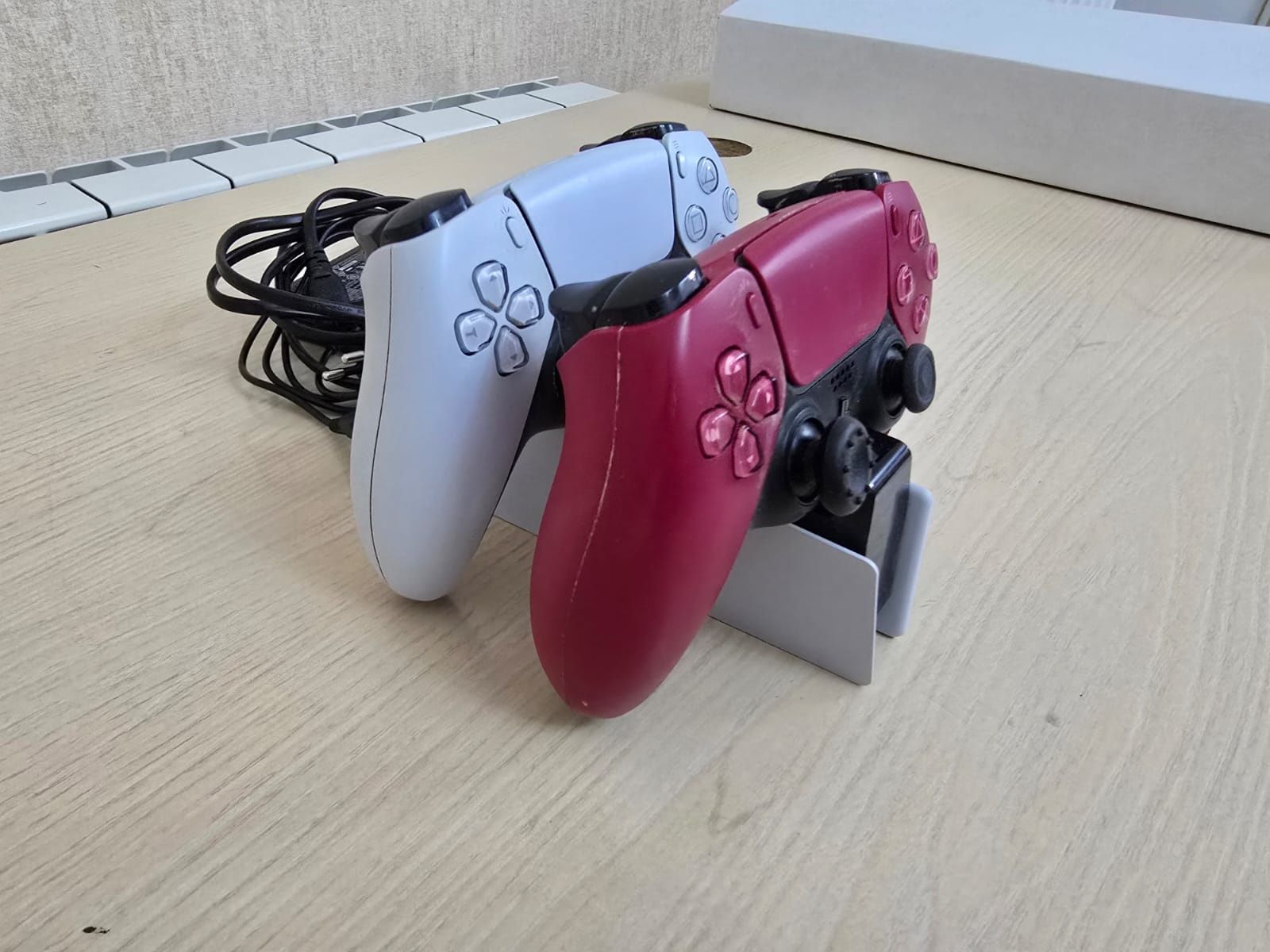 Sony Play Station 5, с дисководом, 2 джойстика и докстанция для джойст