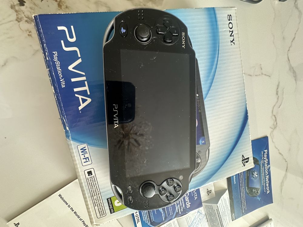 Продам PlayStation Vita Wi-Fi edition 2015 года