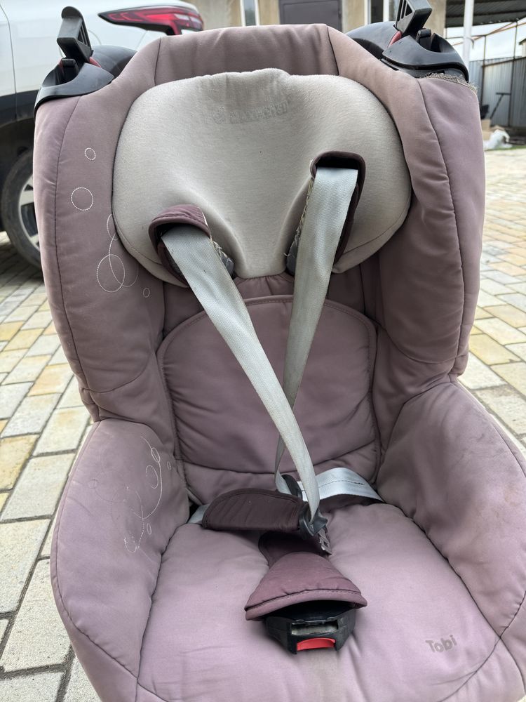 Продается автокресло maxi-cosi