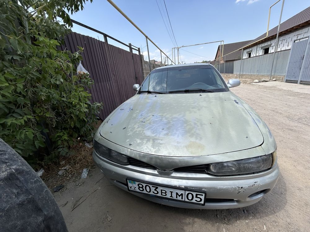 Mitsubisi Galant