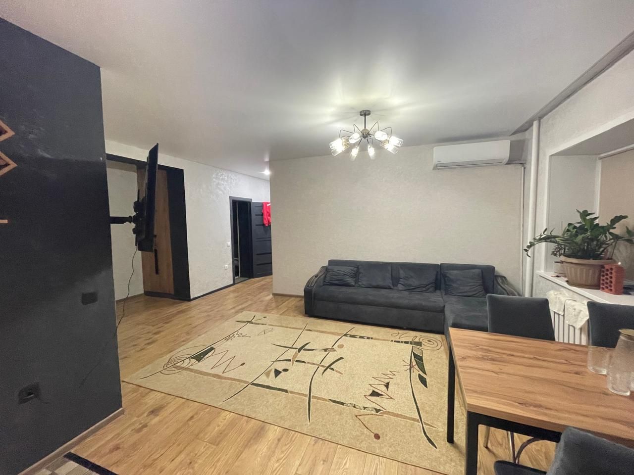 Продам 3 комнатную квартиру район Сити Молла 32900