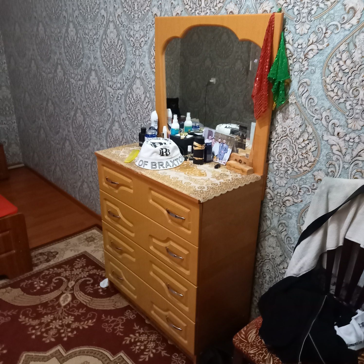 Шифонео  с тумбай