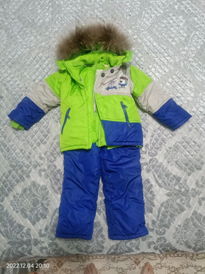 Детский зимний комбинезон