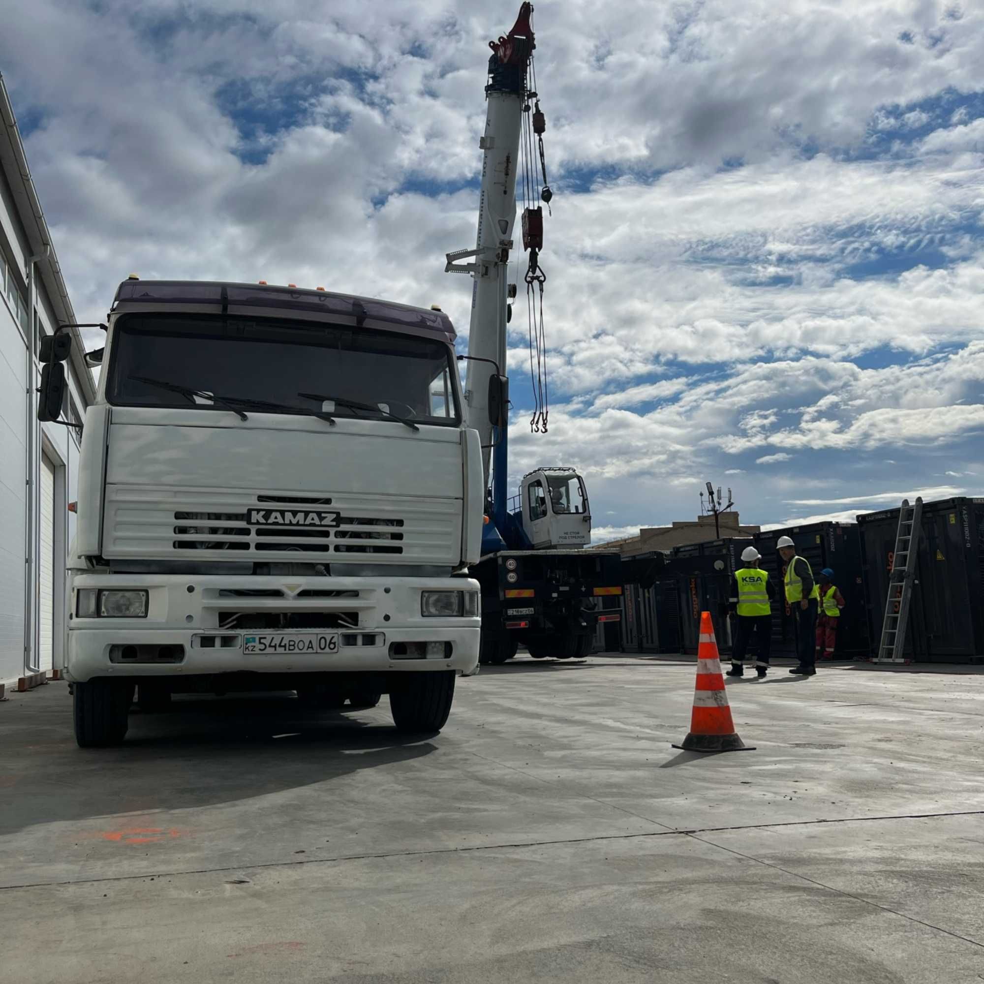 Услуги аренды автокрана в Атырау и Атырауской области