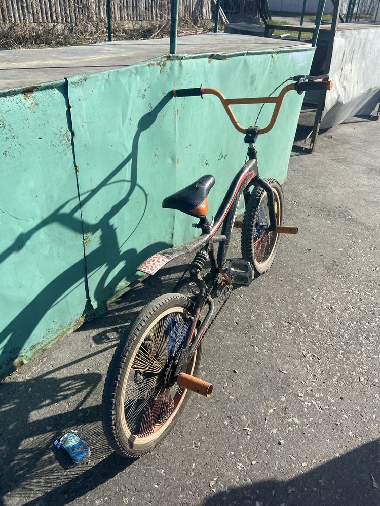 Продам бмх в хорошом состояние