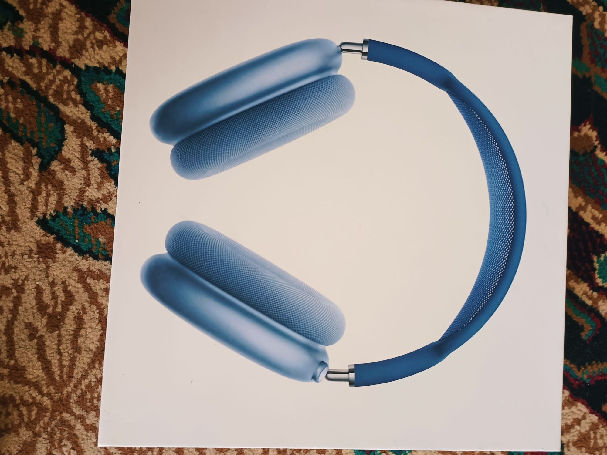 Airpods Max кйтаиски