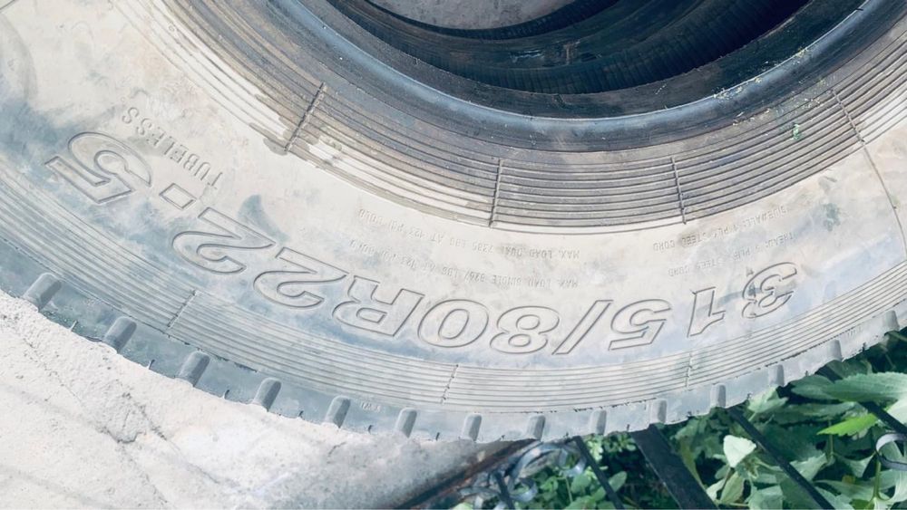 Бу Болоны в идеальном состоянии 315/80R22,5