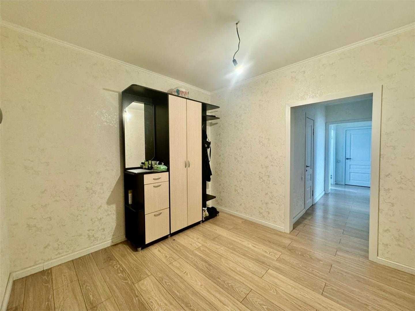 Продам 2-комнатную квартиру микр. Шапагат Не в залоге!!!