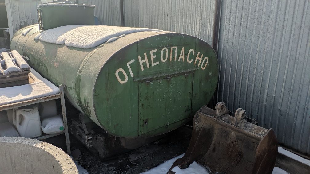 Ёмкость для гсм 7 кубов